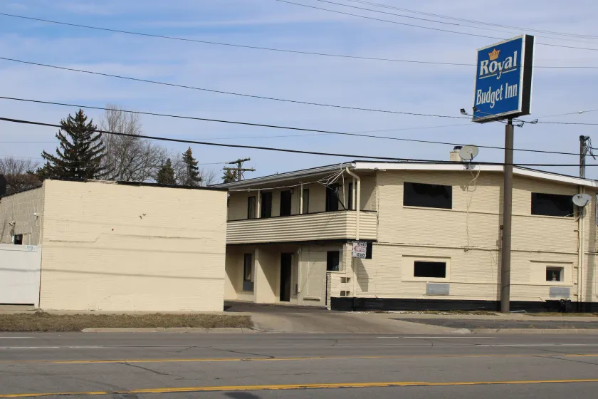 Royal Budget Inn - Image 1