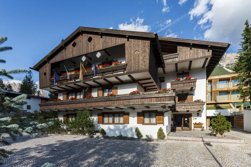 Hotel Lajadira & Spa - Image 1