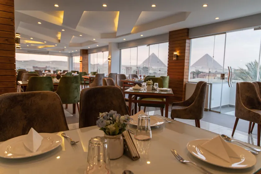 Royal Nine Pyramids View Hotel - Image 1
