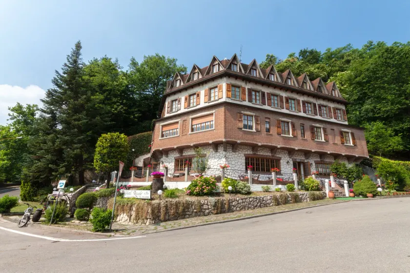 Hotel Ricordo Du Parc - Image 1