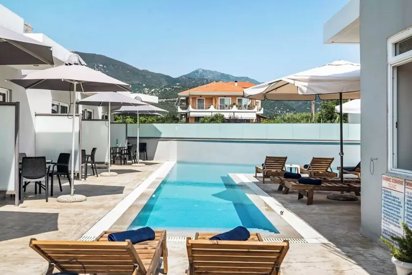 BLUE STAR APARTHOTEL - Image 1