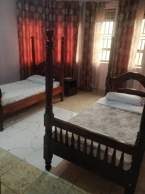 Enjoy Guest Hotel - Image 1