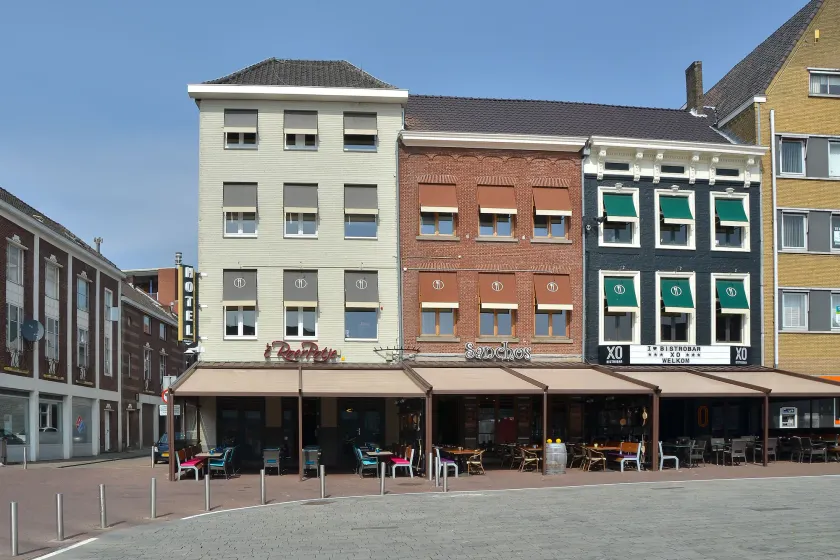 Hotel Roermond Next Door - Image 1