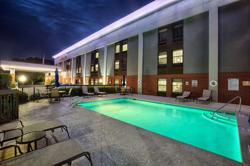 Hampton Inn Raleigh Garner - Image 1