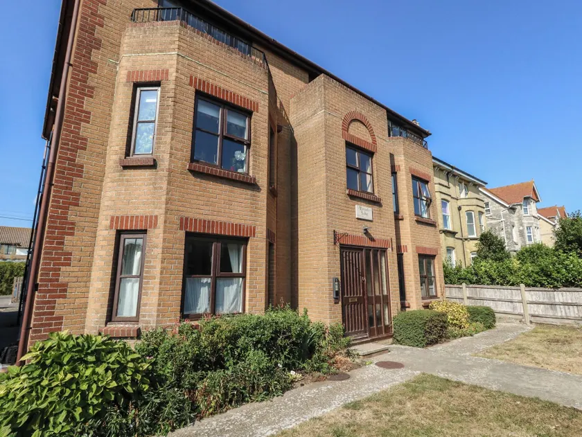 Flat 9 - Image 1
