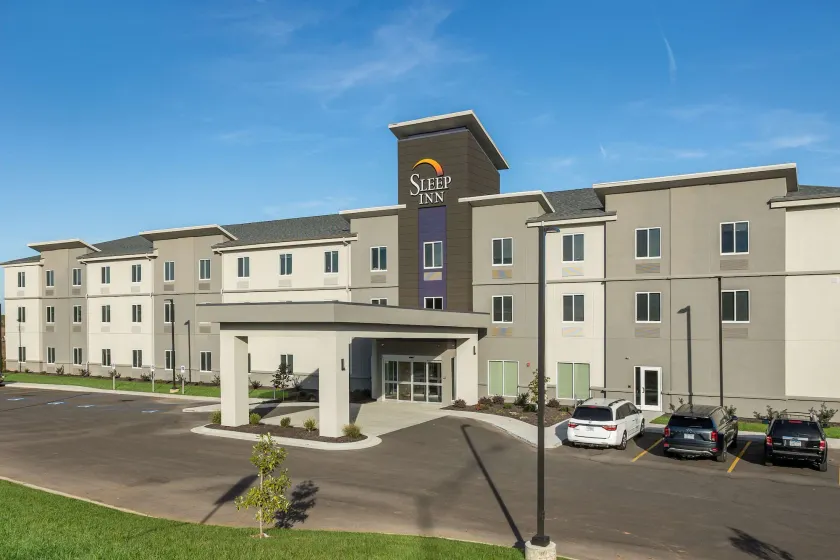 Sleep Inn & Suites Webb City - Image 1