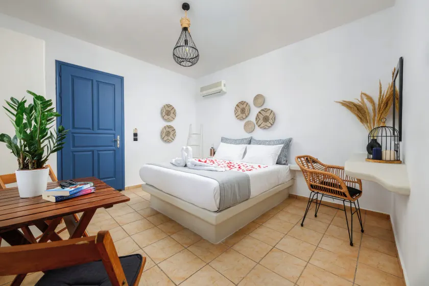Blue Heart Luxury Suites - Image 1