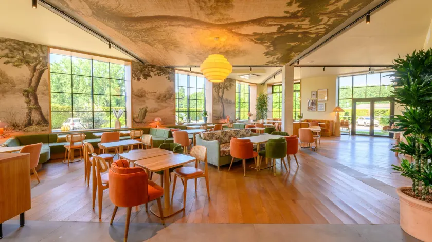 Kyriad Prestige Compiègne Hotel & Spa - Image 1