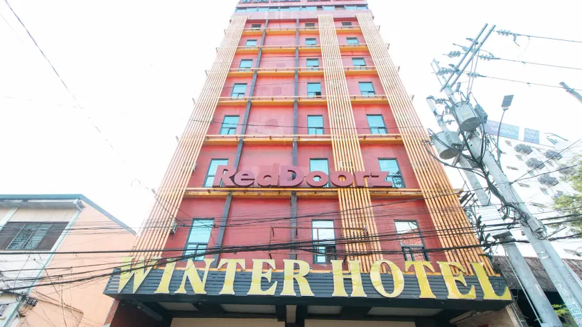 RedDoorz Plus at Winter Benitez - Image 1