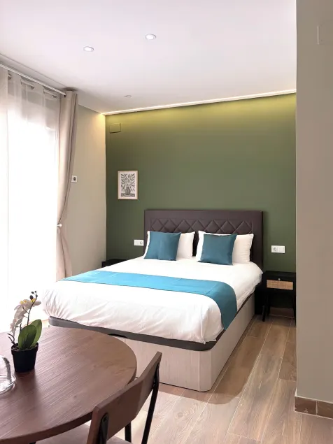 Feliz Apartment - Image 1