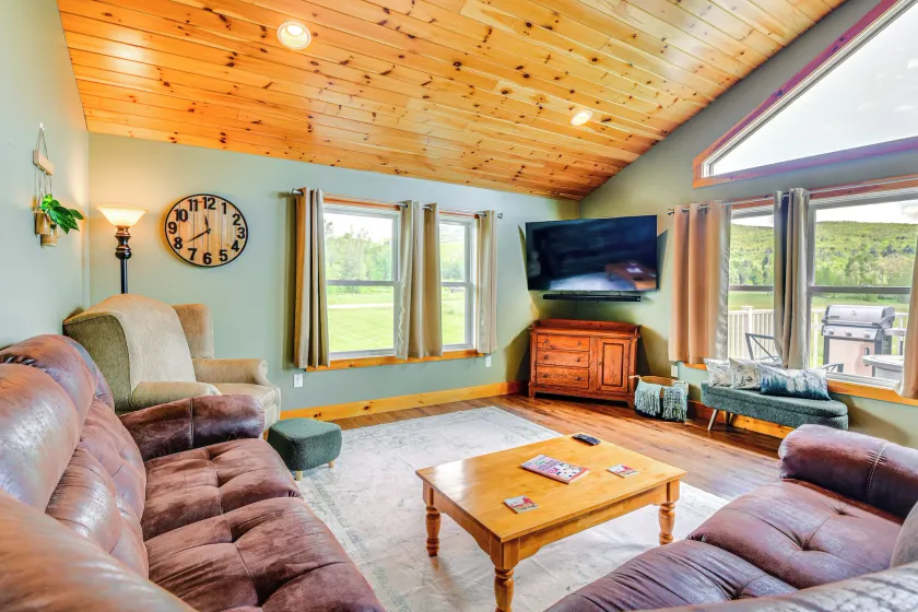 Mtn-view Home 6 Mi to Jay Peak Resort: Fish & Hike - Interiør