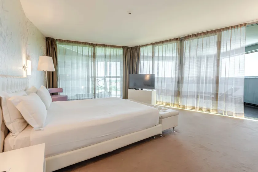 Hotel For You - Image 1
