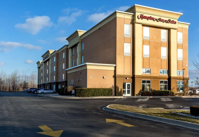 Hampton Inn & Suites Chicago Southland-Matteson - Image 1
