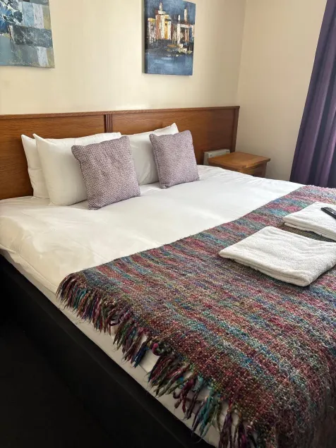 Rooms At 95 Long Street - Image 1