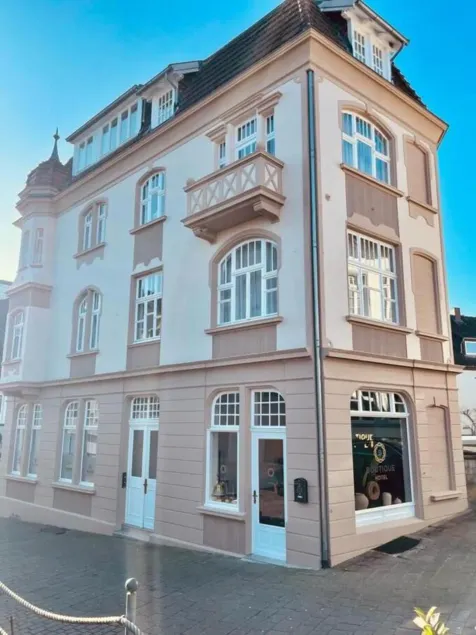 Boutique Hotel - Image 1