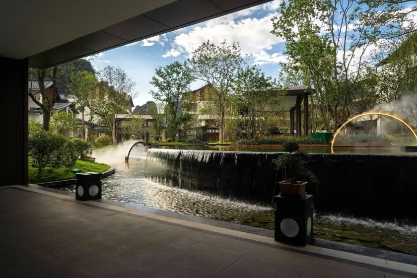Ramada by Wyndham Guilin Yangshuo Resort - Image 1