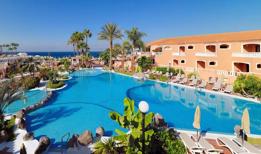 SOL by Meliá Sun Beach Apartamentos - Image 1