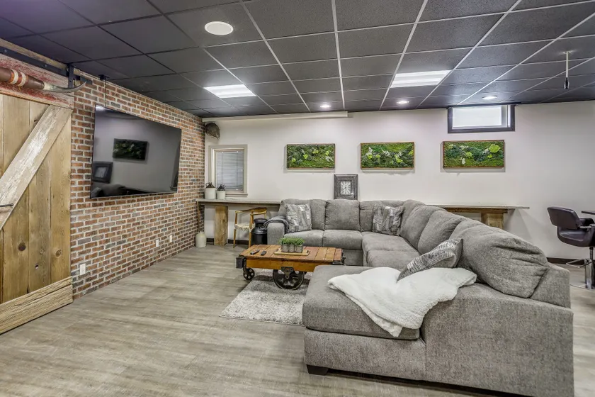 My Story - Walkable Dtwn Tiffin Apt With Character - Image 1