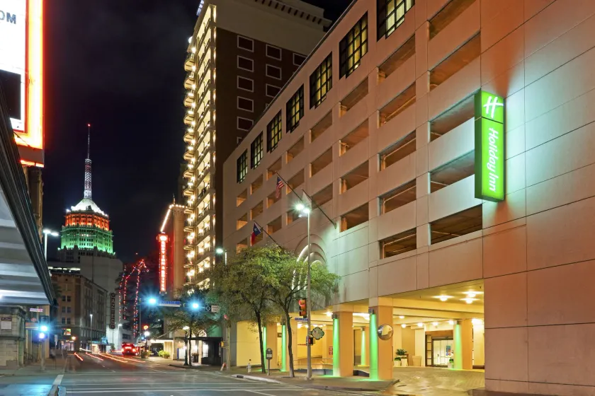 Holiday Inn San Antonio-Riverwalk by IHG - Image 1