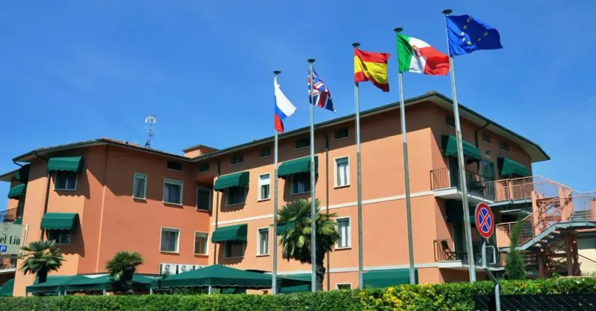 Hotel Liu - Image 1