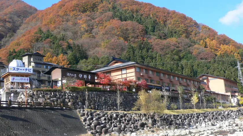 Yuttarino-Sato Inaka - Image 1