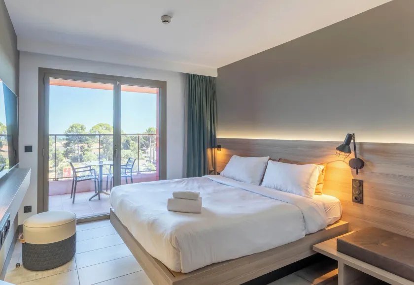 B&B HOME La Ciotat - Image 1