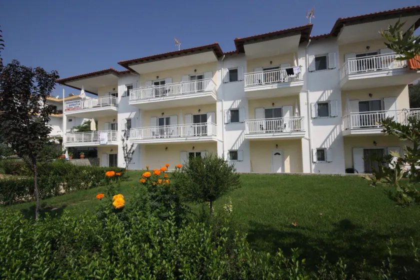 Pavloudis Apartments - Image 1