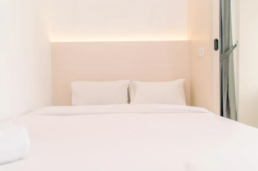Restful And Comfy Studio At Serpong Garden Apartment - Image 1