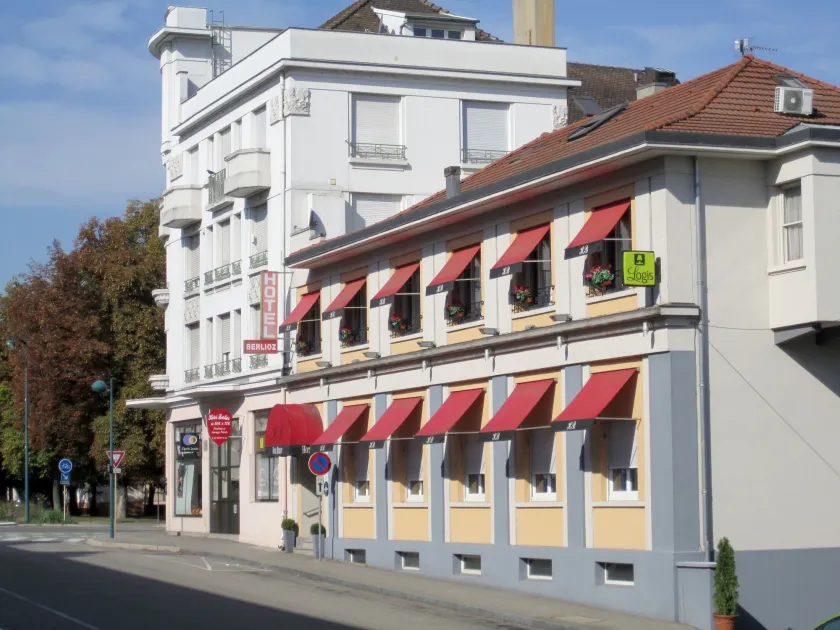 Hôtel Logis Berlioz Saint-Louis (Alsace) - Image 1