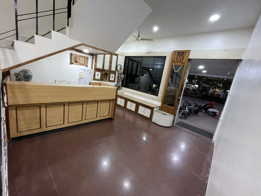 Hotel Rajdhani - Image 1