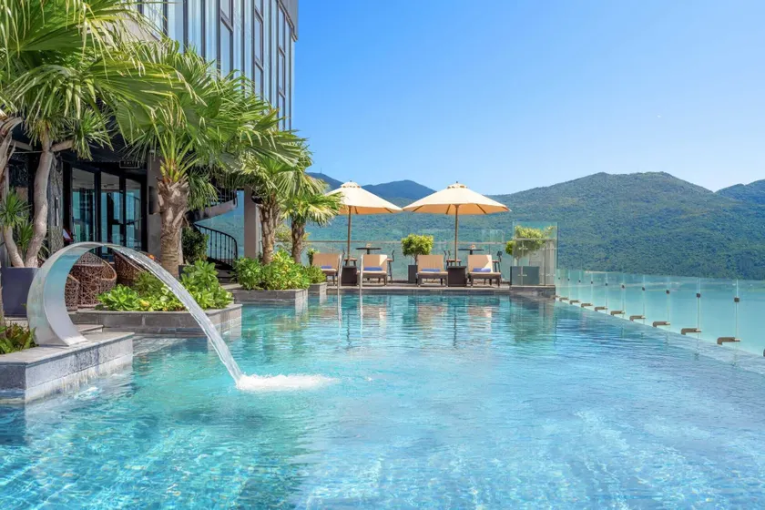 Peninsula Hotel Danang - Image 1