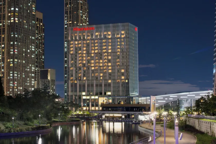 Sheraton Grand Incheon Hotel - Image 1