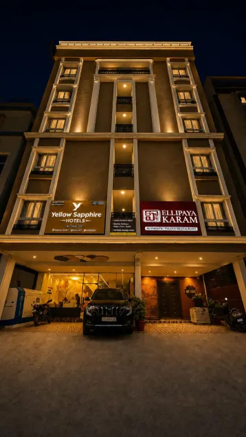 Yellow Sapphire Hotel DLF Cyber City - Image 1