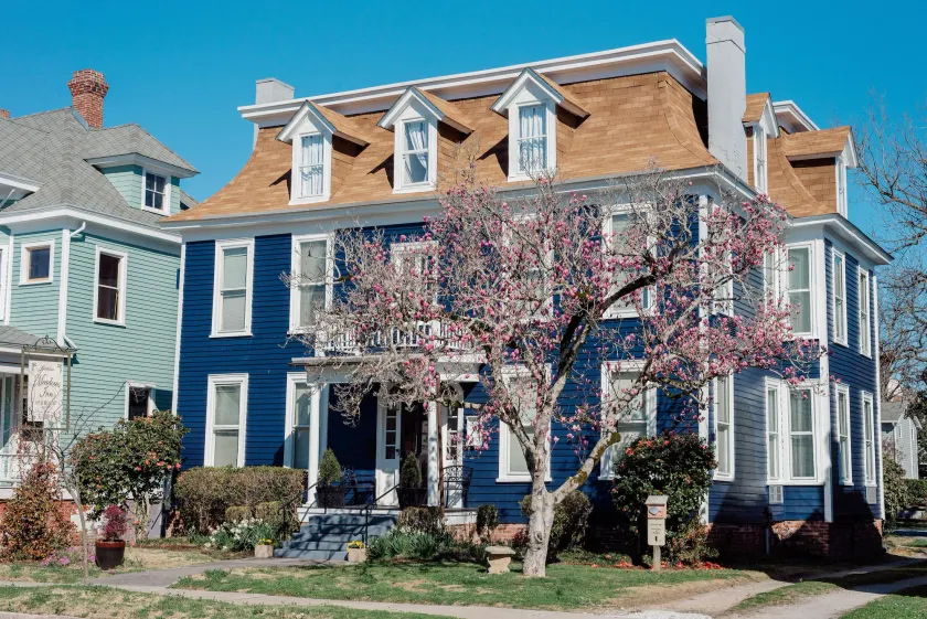Meadows Inn - Image 1