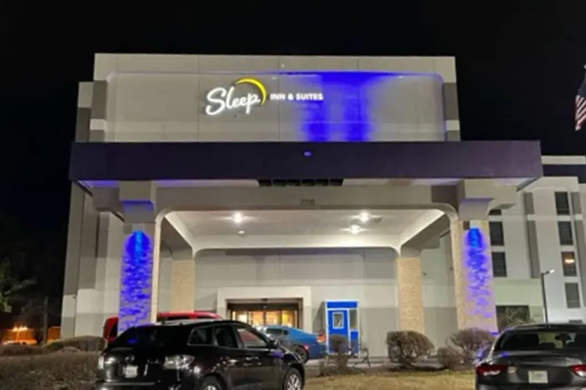 Sleep Inn & Suites Memphis Southeast - Image 1