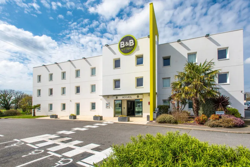 B&B HOTEL Vannes Ouest Golfe du Morbihan - Image 1