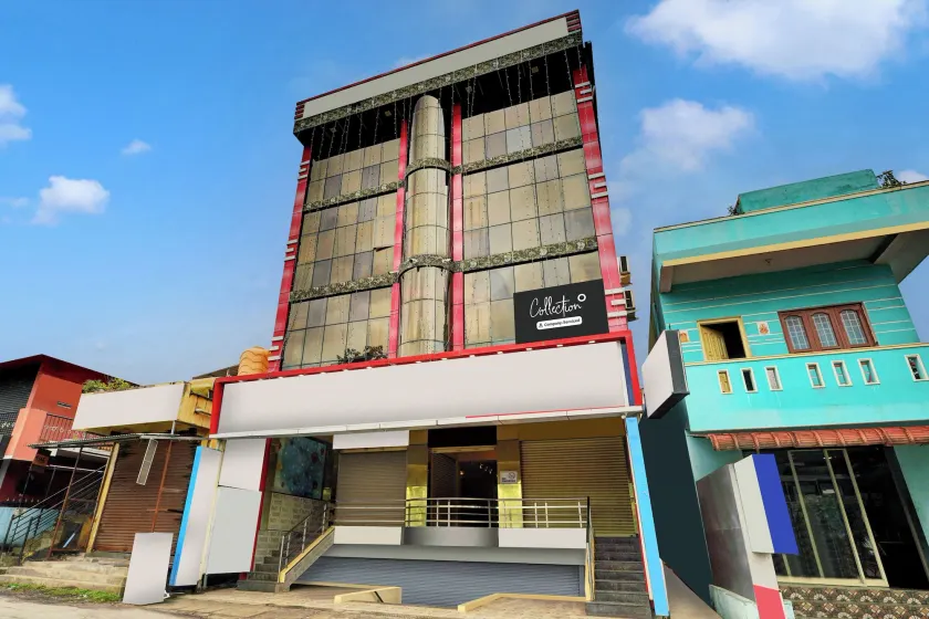 Collection O Kushal Nagar Near KSRTC Bus Stand Formerly RR Residency - Image 1