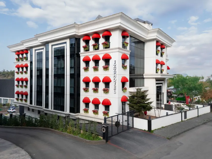 İzz Hotel Koşuyolu - Image 1