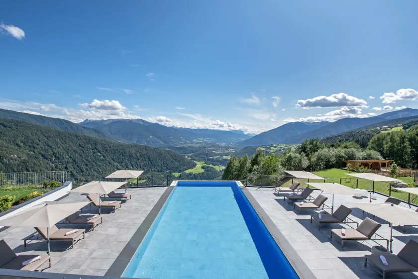 Panoramahotel Huberhof - Image 1