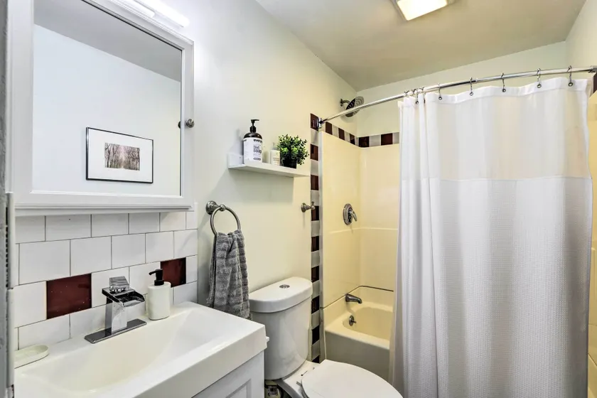 Hartford Vacation Rental - Close to Downtown! - Interior