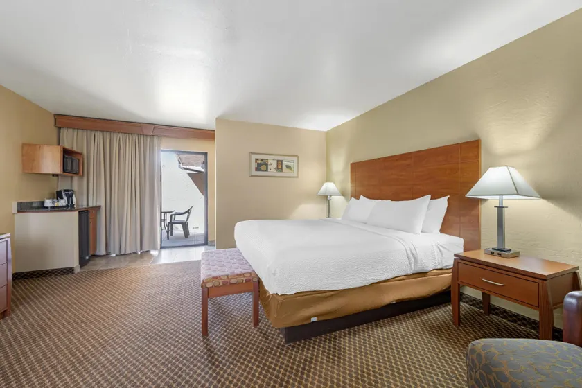 Best Western Cottonwood Inn - Image 1