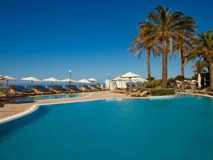 Duas semanas de direito de uso no Radisson Blu Resort & Spa, Golden Sands, Malta - Image 1