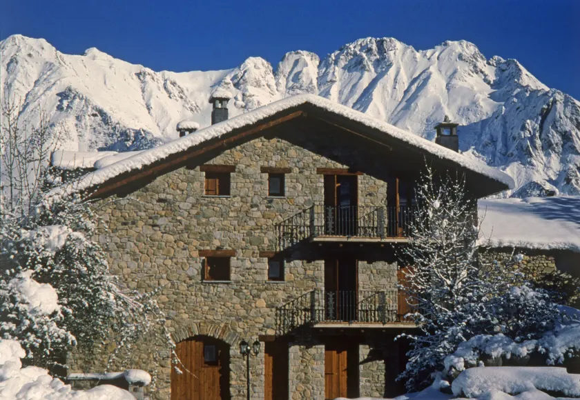 Hotel Casa Cornel - Image 1