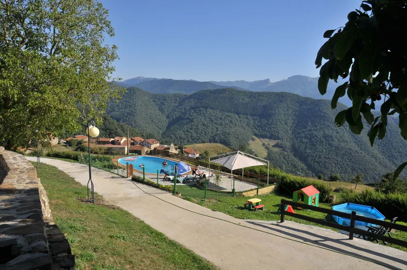 Viviendas Rurales Peña Sagra - Image 1