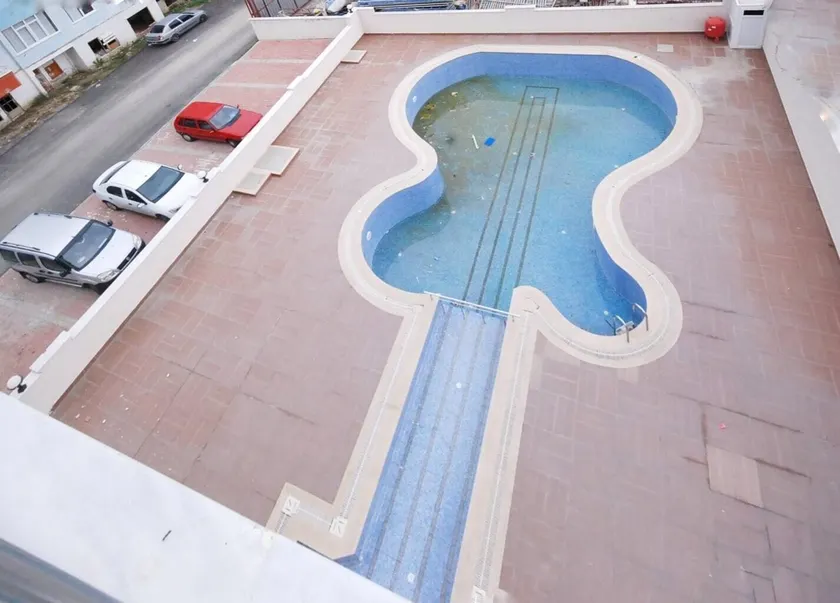 Guitar Apartment - Image 1