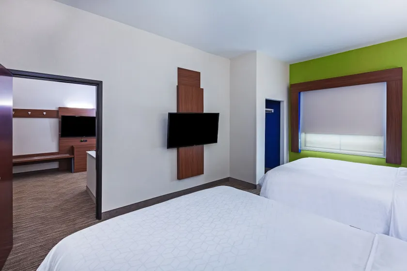 Holiday Inn Express & Suites Longview South I-20 by IHG - Rum