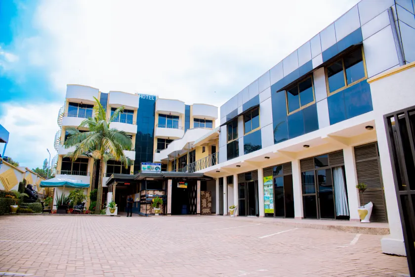 INEZA HOTEL - Image 1