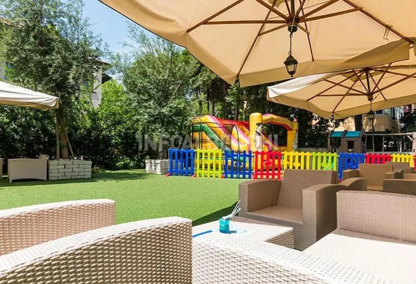 Hotel Turquoise - Image 1