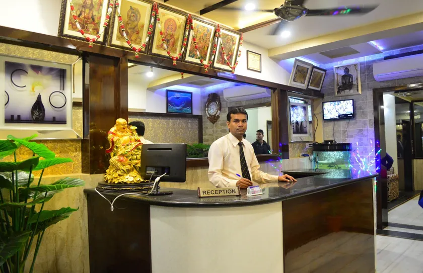 Super Collection O Sindhi Camp Formerly Hotel Abhinandan Inn - Image 1