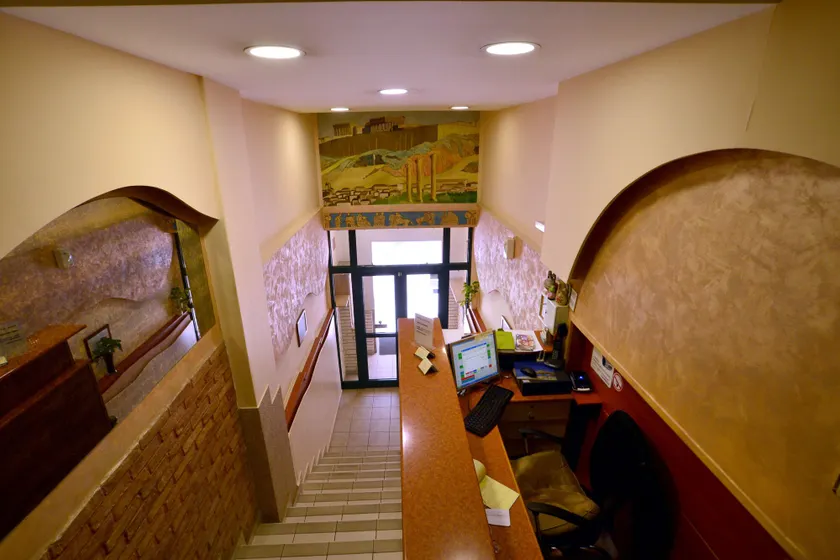 Electra Hotel Piraeus - Image 1